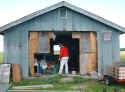 shed_door_1.jpg (59472 bytes)